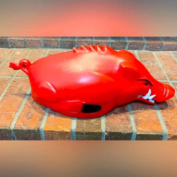 Plastic Razorback Hat Accessories | Vintage Razorback Plastic Hat | Poshmark